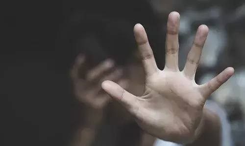 Man held for throttling wife to death for ārefusing sexā in Hyderabad.