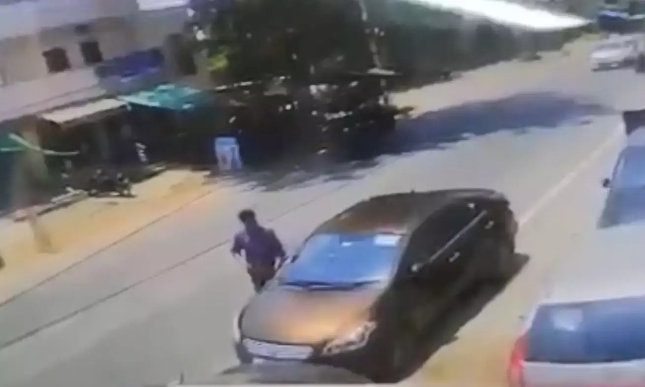 Hyderabad: Man abruptly opens car door, couple topples over killing child