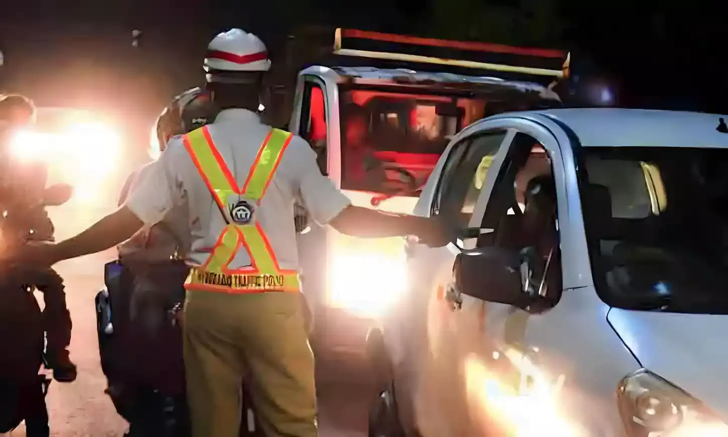 Police book lawyer for harassing traffic cops, sending abusive messages