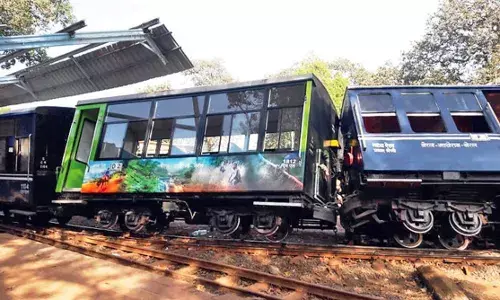 Matheran toy train derail