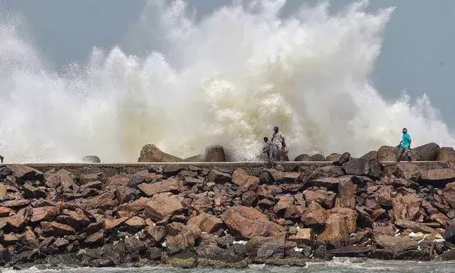 Gujarat: Cyclone Biparjoy to make landfall near Jakhau on June 15.