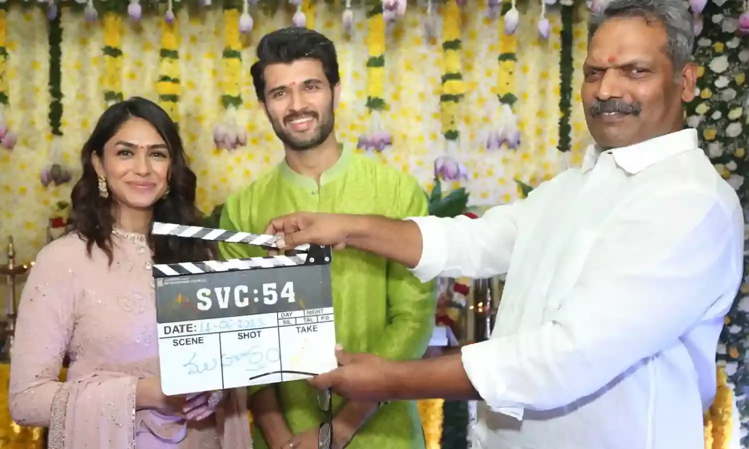 Mrunal Thakur joins with Vijay Deverakonda in Parasurams upcoming film.