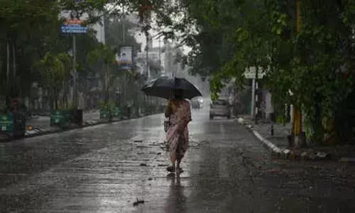 What is El Nino? How does it affect Indiaās monsoon?