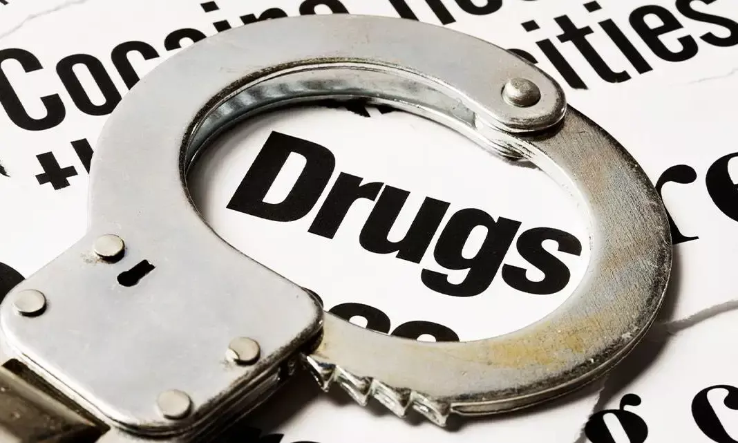 2 drug peddlers busted with heroin, MDMA in Filmnagar, LB Nagar