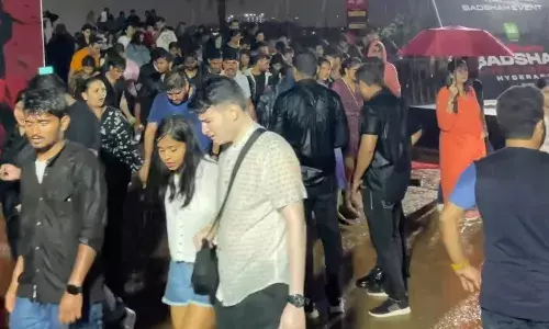 DJ Waley Babu interrupted: Badshahās concert at Gachibowli cut short due to sudden downpour