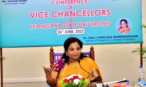Telangana governor Dr. Tamilisai held a meeting with the VCs of Telangana Universities.