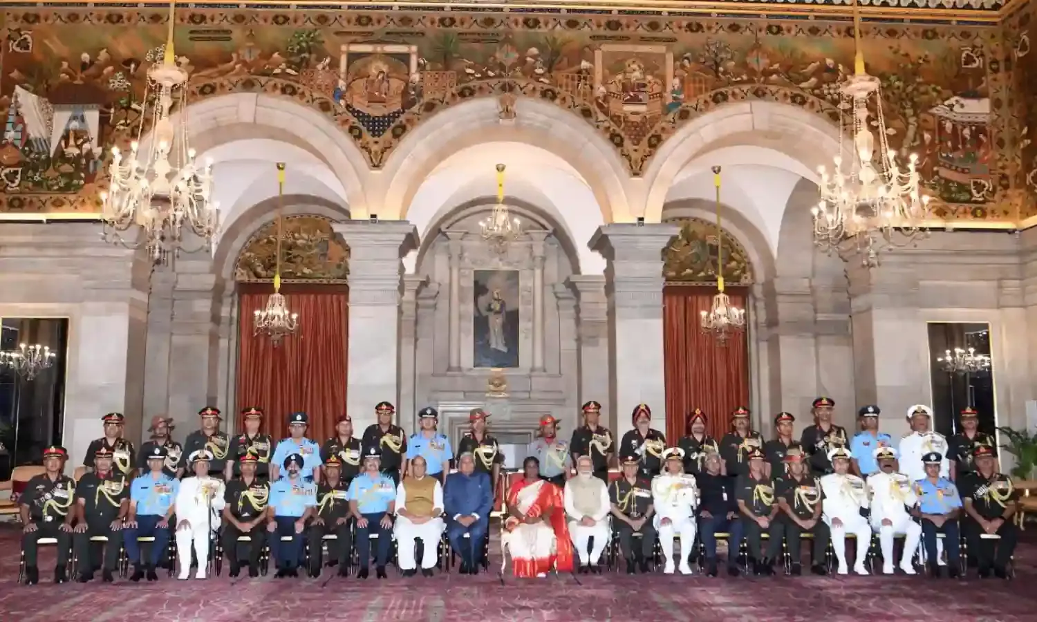 President confers Distinguished Service Awards on 84 serving, retired personnel