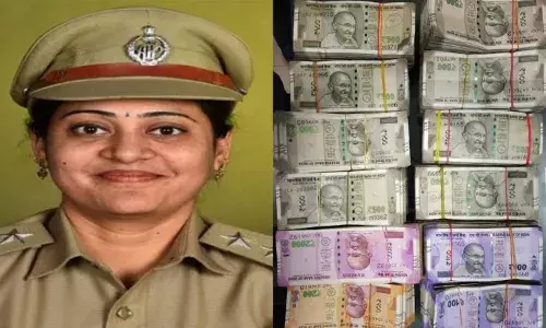 Woman cop, 4 others, held for extorting Rs 12 lakh from retired naval person in Vizag