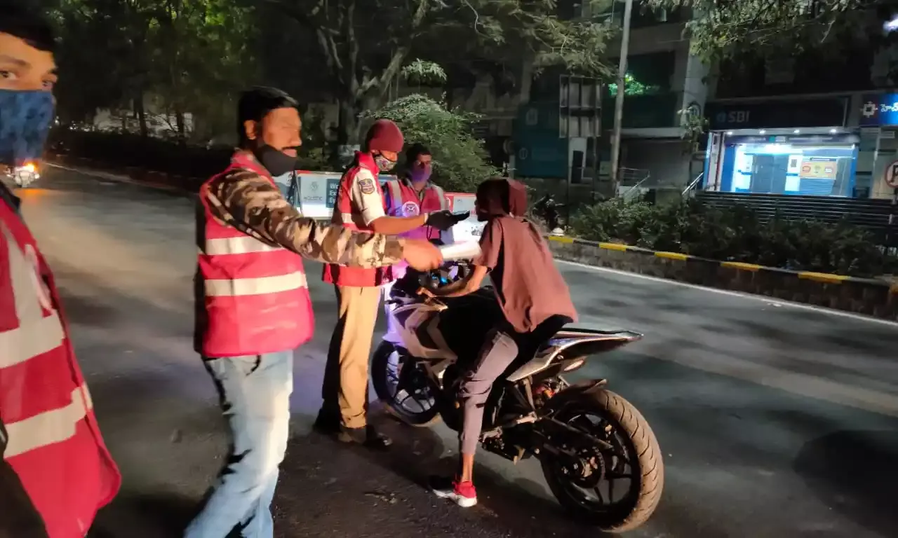 Hyderabad Traffic police book 2818 for drunken driving in June; 400 sent to jail