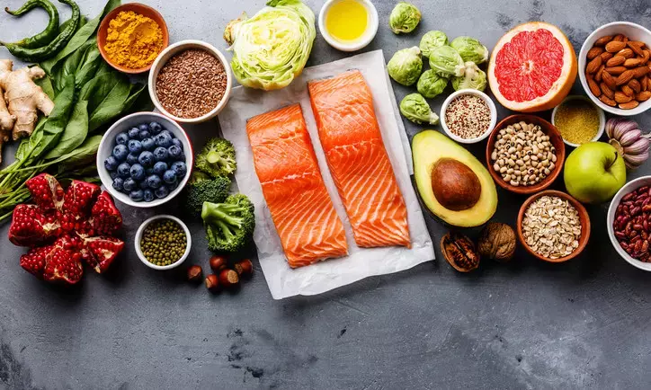 Try these brain foods to reduce risk of Alzheimer’s in old age