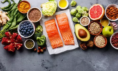 Try these brain foods to reduce risk of Alzheimerās in old age