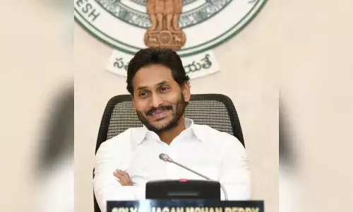 Andhra decides to give land rights to 66,111 people; construct 47,000 houses for poor