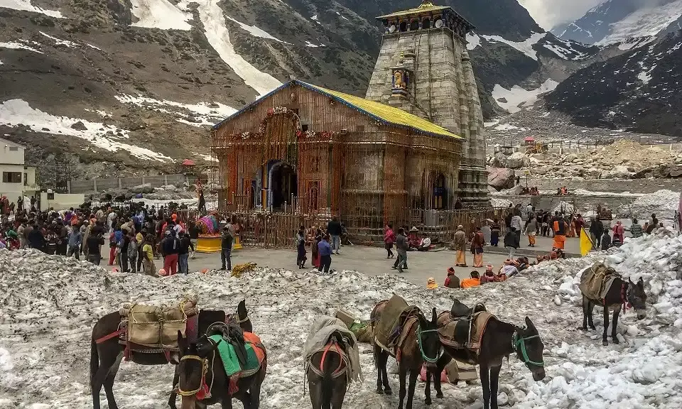 Use of mobile phones, photography banned in Kedarnath Temple
