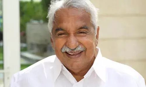 Former Kerala CM Oommen Chandy passes away at 79.