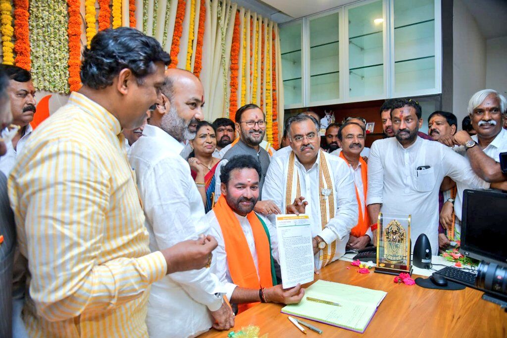 Union Minister Kishan Reddy Formally Takes Charge As Telangana BJP Chief