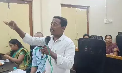 Narsipatnam councilor slaps himself with sandal for failing to fulfill promises to electors