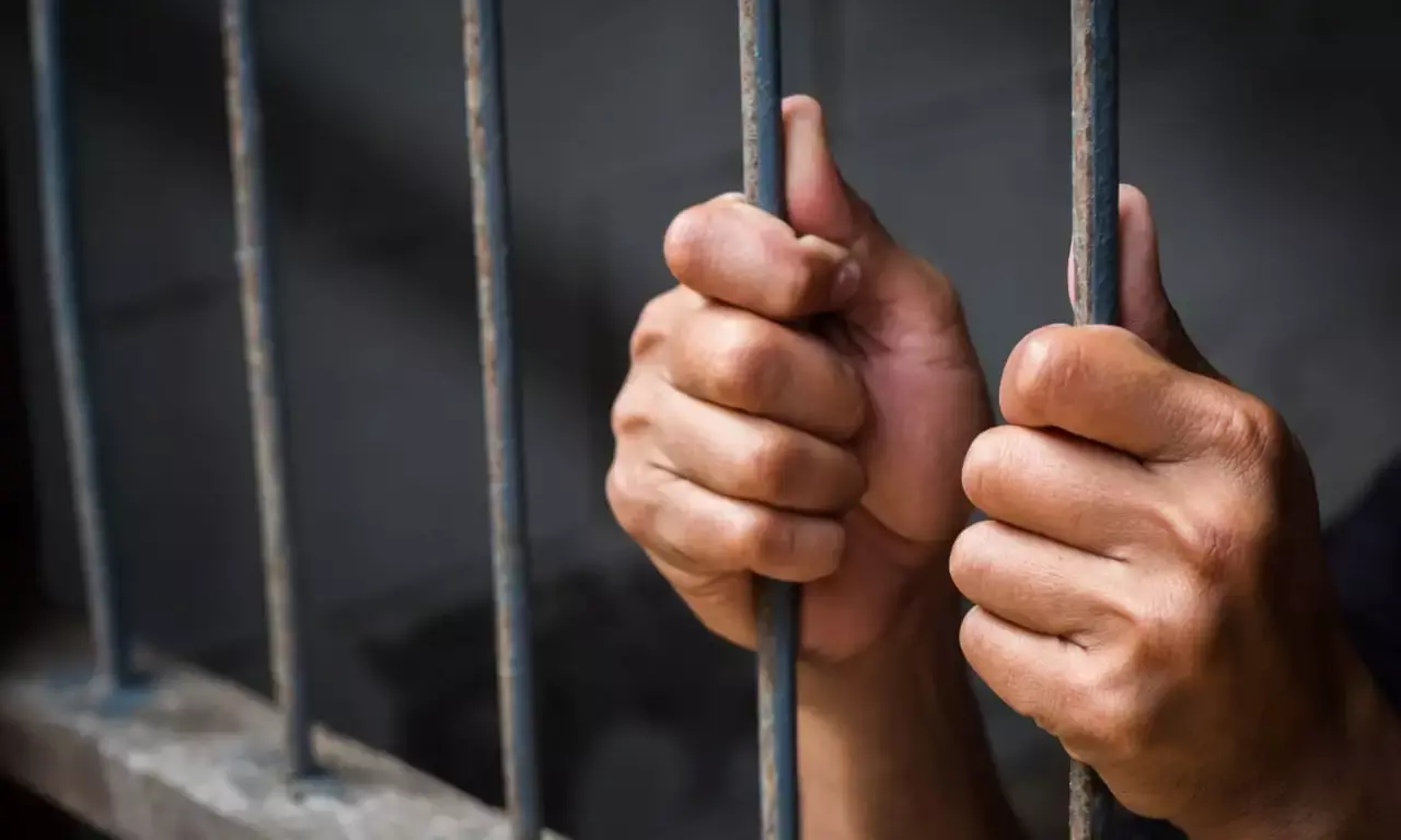 Telangana has second highest number of detenues of 396 (11.4%) in India.