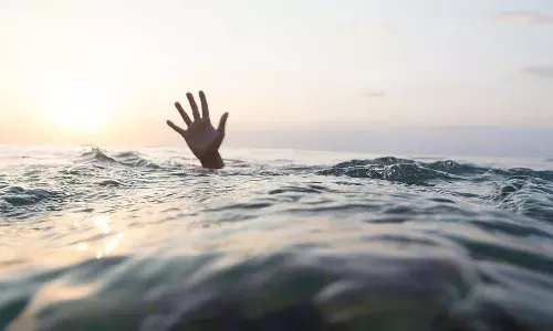 3 engineering students drown as car plunges into canal in East Godavari