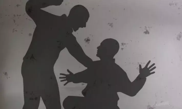 Secunderabad robbers attack delivery boy; decamp with parcels worth Rs 9.56L