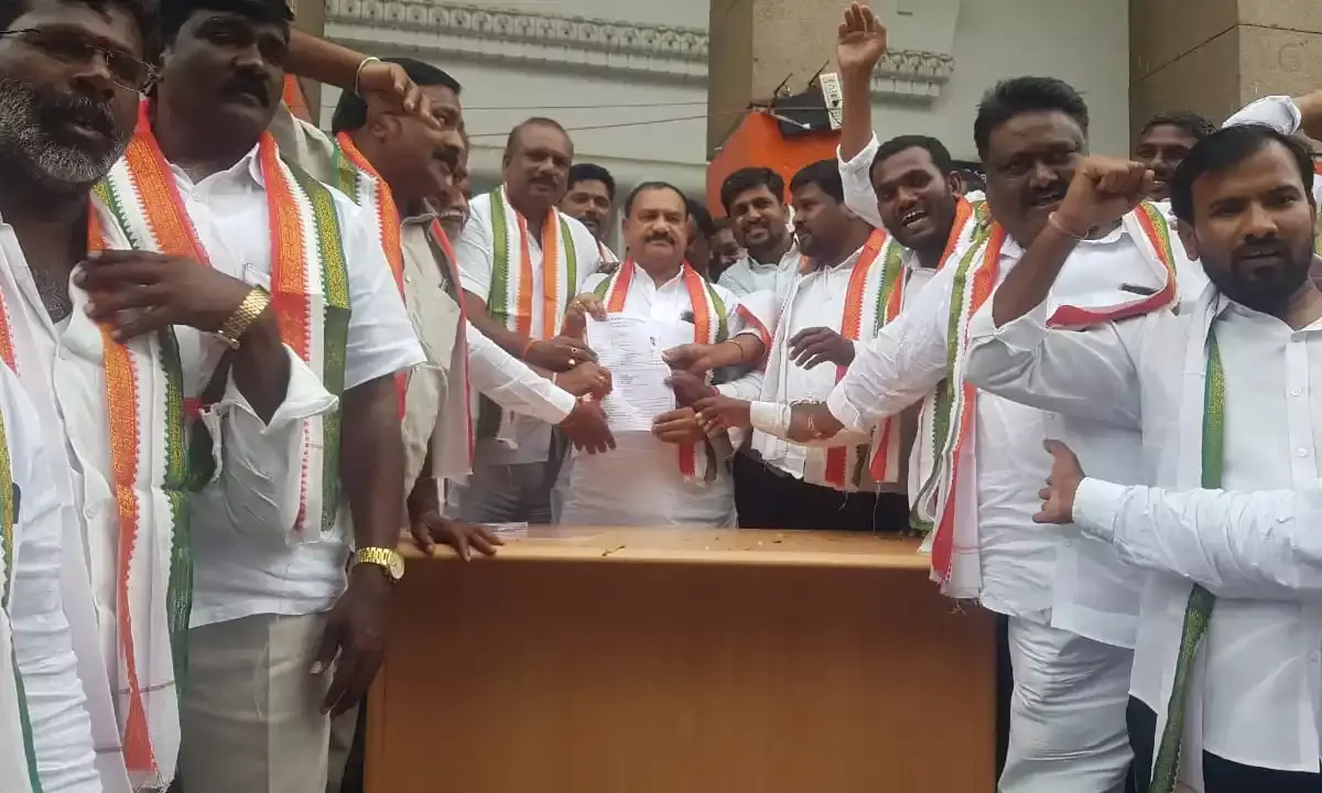 Congress list: 38 applications received from Yellandu, 1006 aspirants for Assembly elections