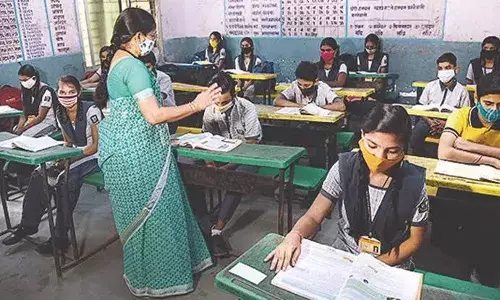 Telangana HC modifies earlier order, gives government go-ahead for teachers transfer