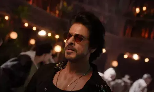 Jawan trailer: Every frame of Shah Rukh Khan an adrenaline rush