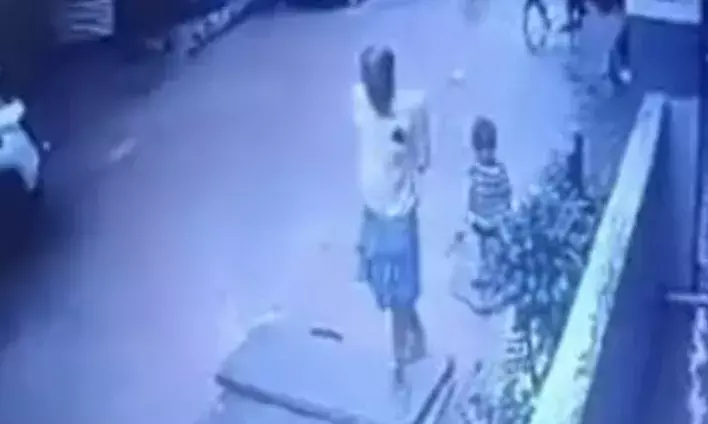 4-year-old falls into open overflowing manhole in NRI Colony, drowns