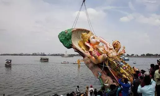 HC: Ban on immersion of PoP Ganesh idols in Hussain Sagar challenged