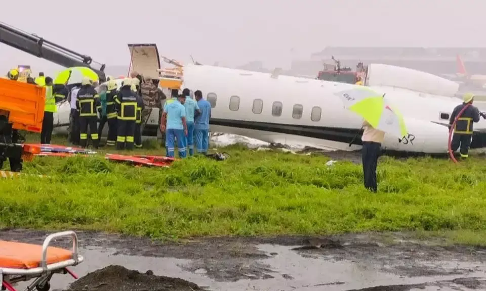 Private jet from Visakhapatnam skids off runway at Mumbai airport; 8 injured
