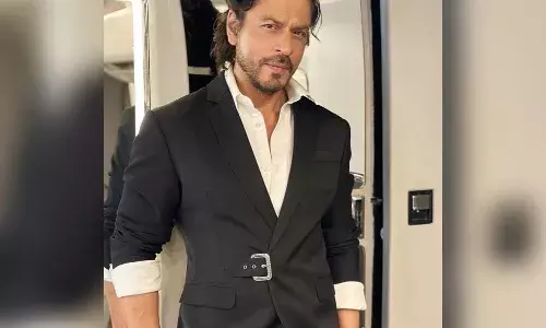 SRK thanks fans on Jawan success, credits technicians as real heroes and heroines of film