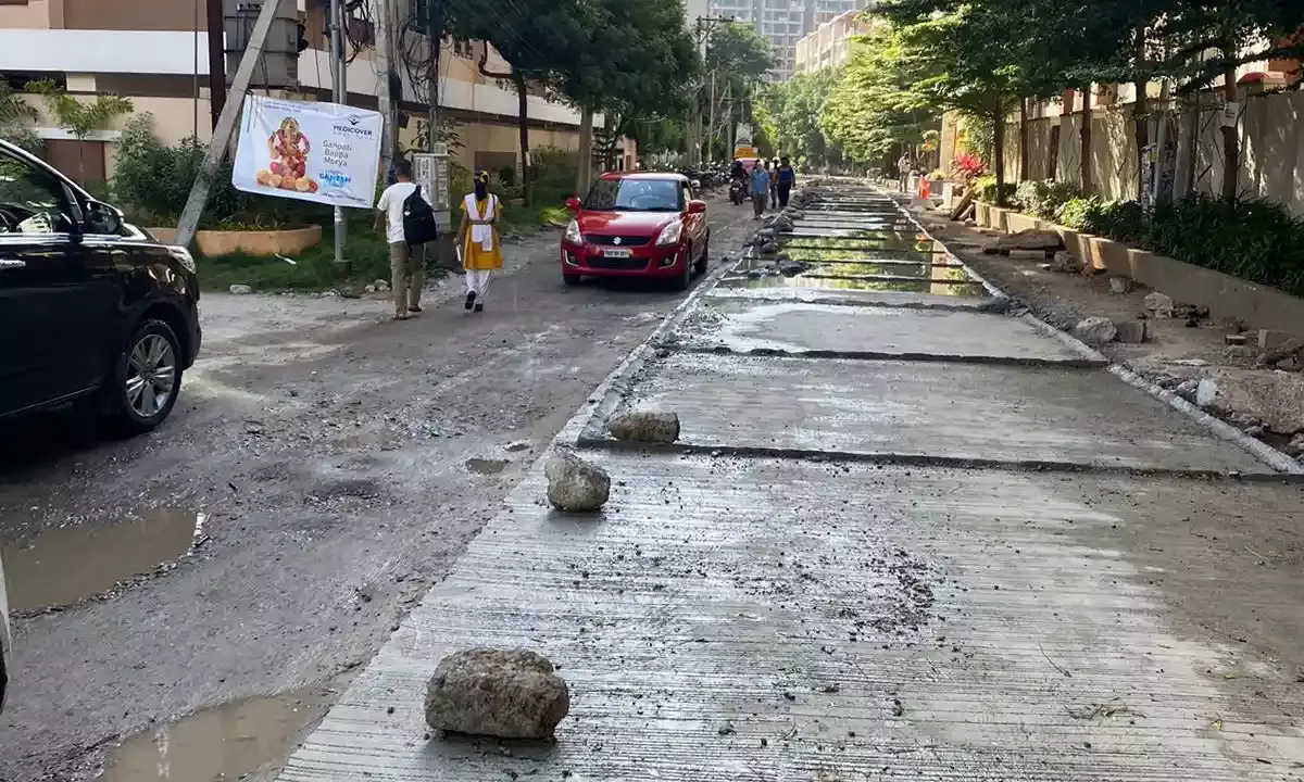 Over 4,000 residents suffer as GHMC digs up Shilpa Park road