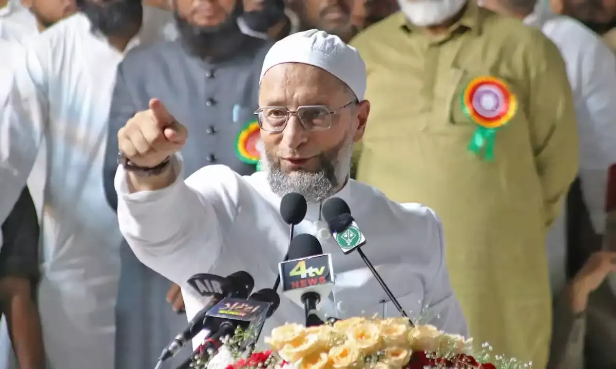 Owaisi challenges Rahul to fight AIMIM for Hyderabad seat; Congress counters