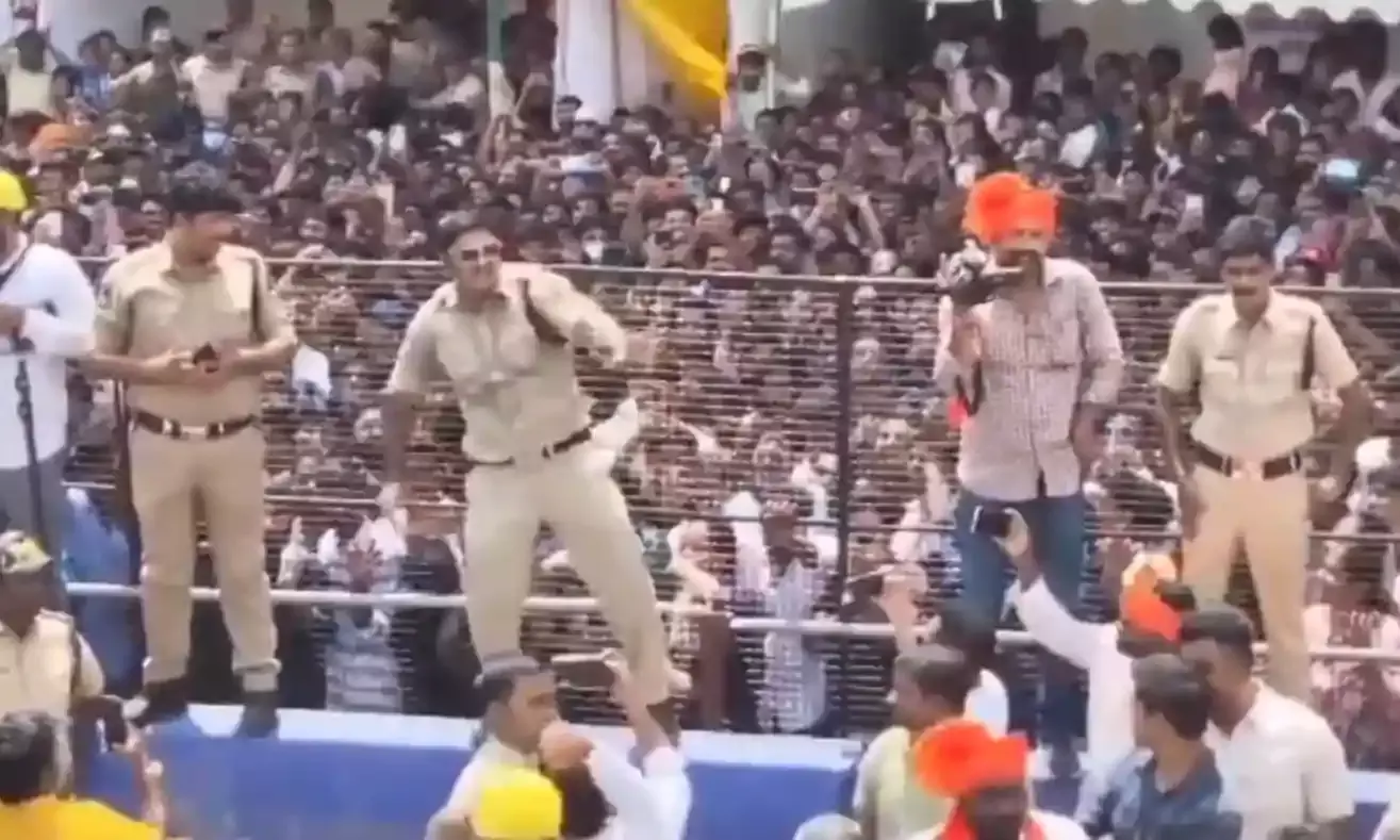 Khairatabad Ganesh immersed in Hussain Sagar; Hyderabad cops dances win hearts