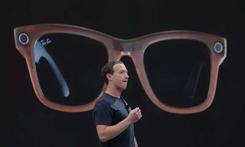 Tech evolution: Ray-Ban Meta smart glasses can stream user’s view directly to Instagram, FB