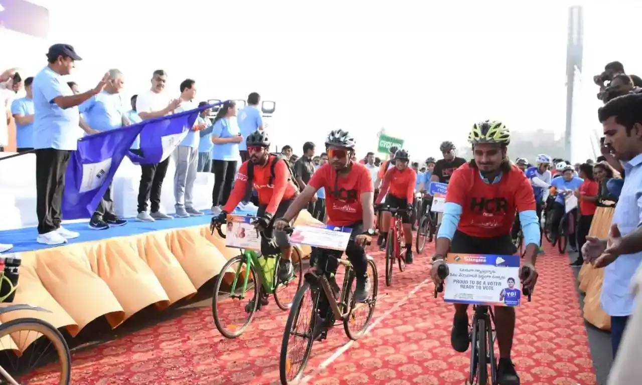Hyderabad cyclists embark on Telangana yatra to raise awareness about voting