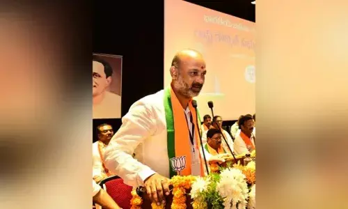 Video: Bandi Sanjay threatens encounter to those who donāt say Bharat Mata Ki Jai