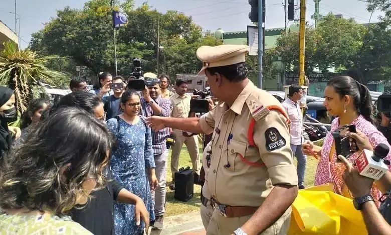 Hyderabad students protest against Israel’s bombardment in Gaza, one held