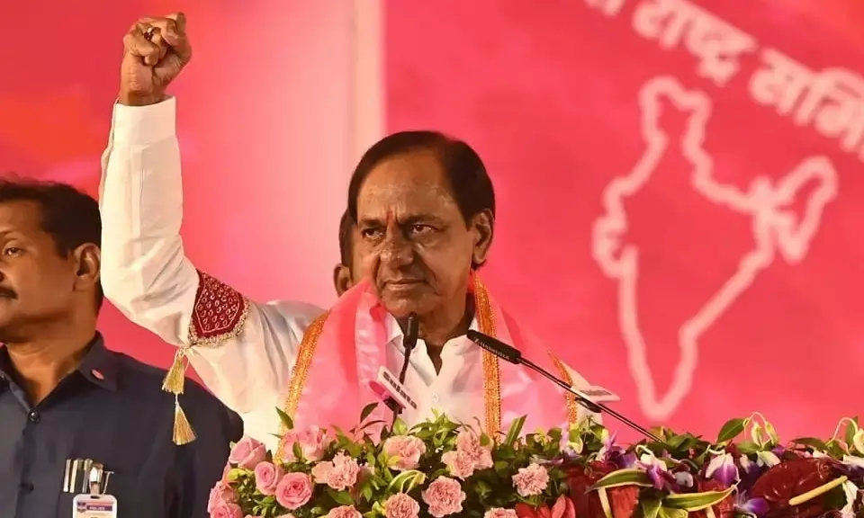 KCR distributes B-Forms to 51 MLAs, LPG cylinder at Rs 400, Rs 15 lakhs health insurance