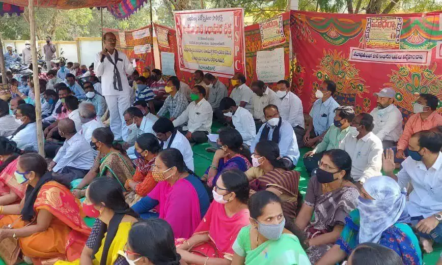 Telangana teachers to join all-India protest by Central, State employees in New Delhi
