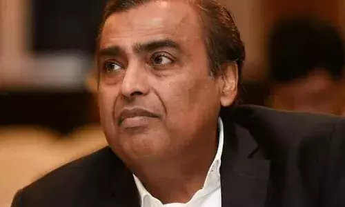 At least three e-mails were sent to the official e-mail ID of Ambanis company in the last eight days threatening to eliminate him if he fails to pay up.