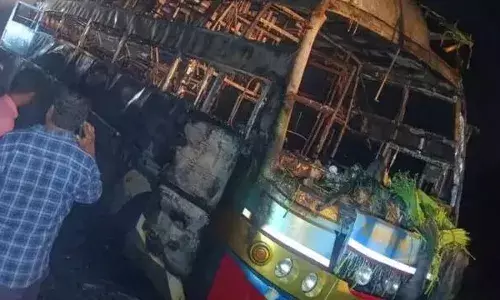 30 injured as Odisha-bound bus catches fire in Bengal