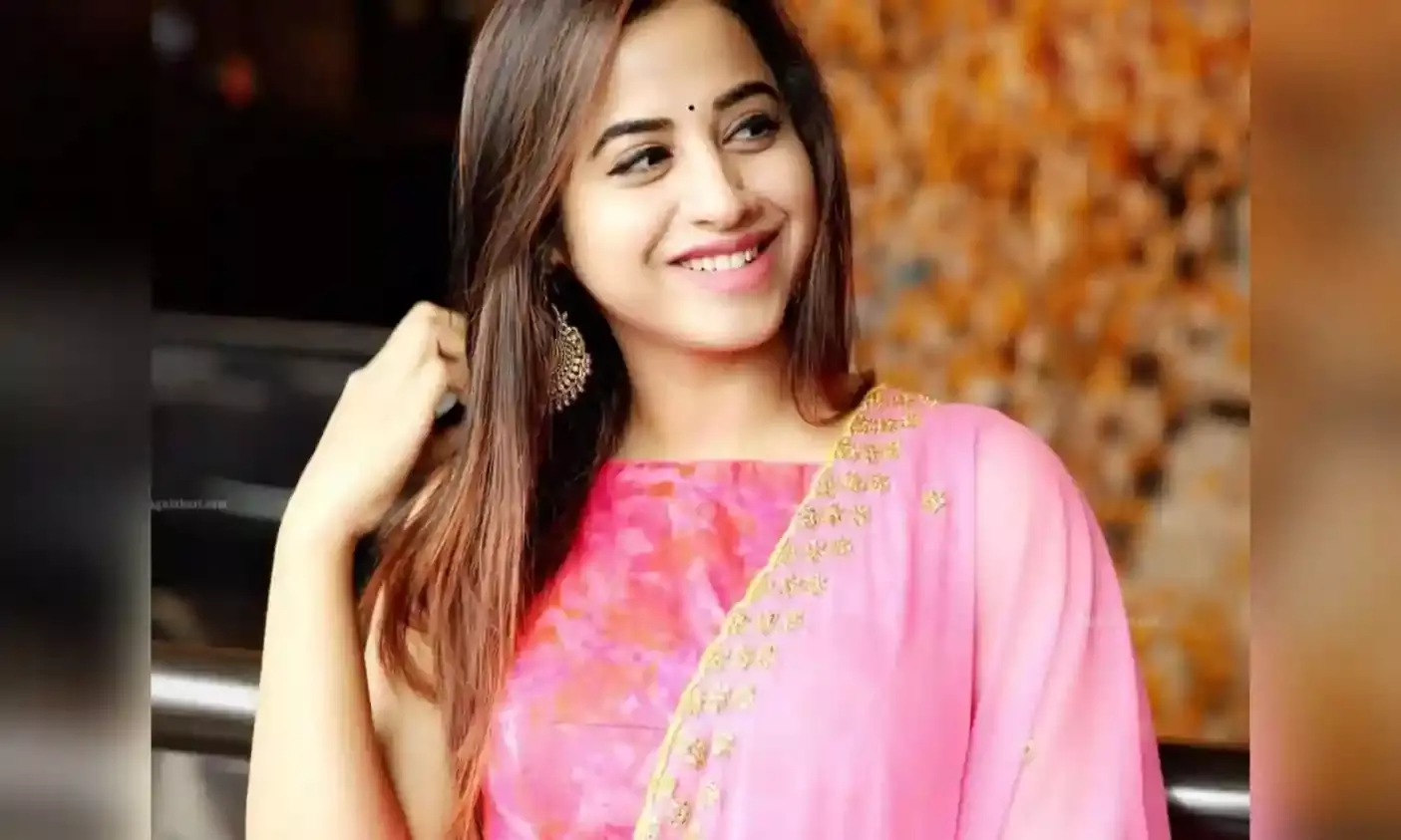 Actress Swati Dixit faces legal action over property dispute in Jubilee Hills