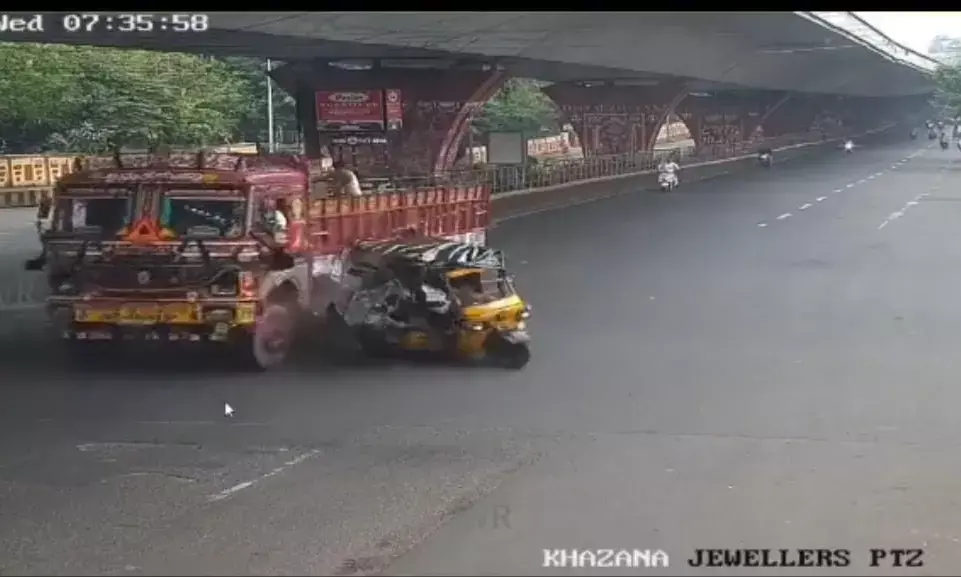 Visakhapatnam: Eight students of Bethany school injured after speeding lorry hit auto-rickshaw