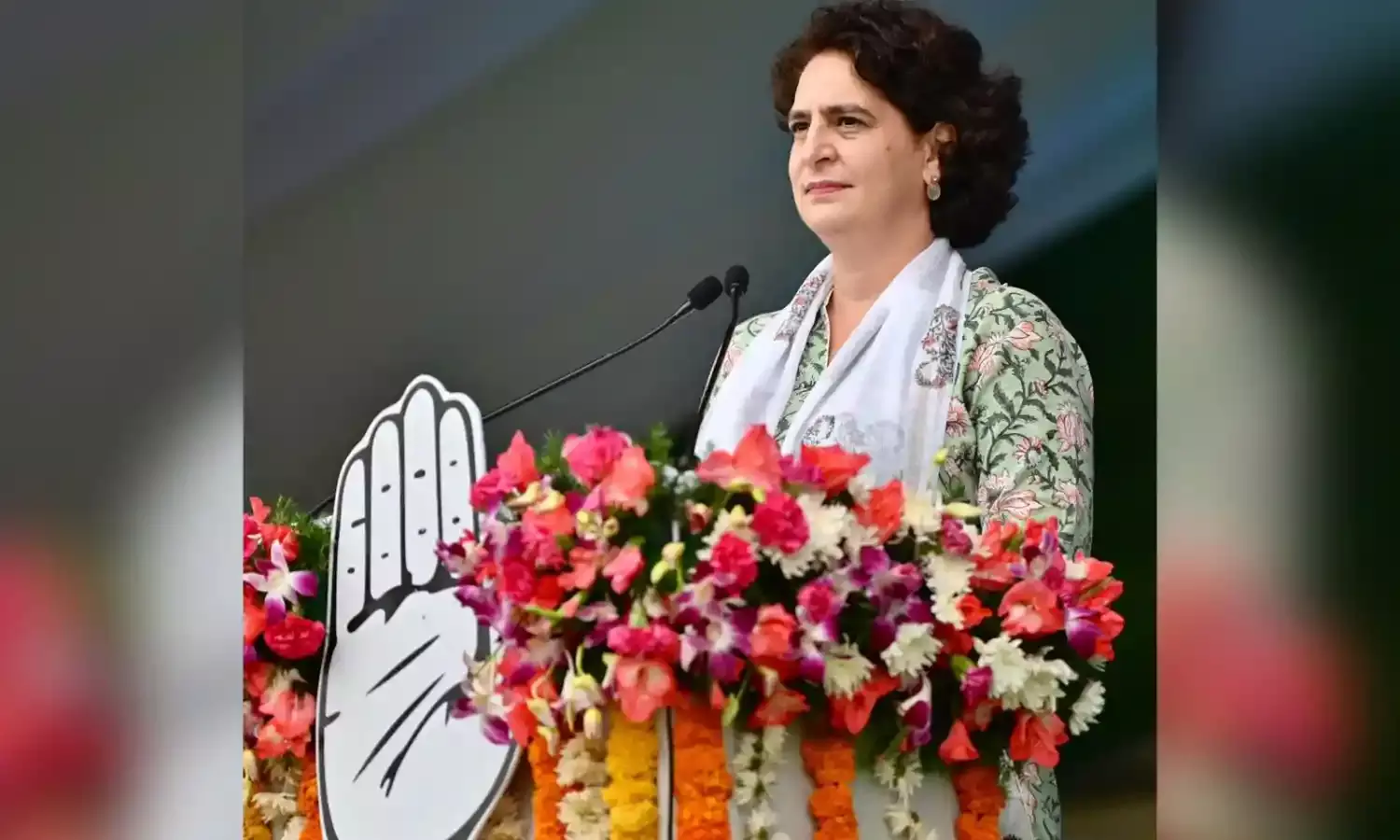 KCR government past expiry date, says Priyanka; claims massive wave in favour of Congress