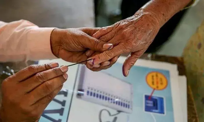 Local body polls: State asks Telangana HC 30 days to announce BC reservations