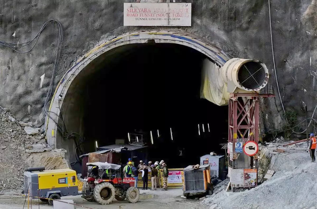 Jio provides voice, data services at Silkyara tunnel within 12 hrs
