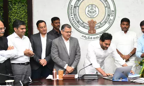Jagan flags off development of 9 projects in food, industry sectors