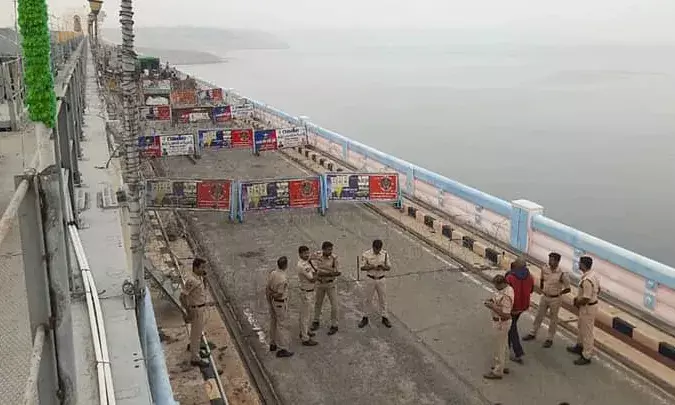 Nagarjuna Sagar dam row: Two cases booked against Andhra Pradesh Police