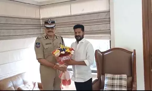 Telangana DGP Anjani Kumar suspended for meeting Revanth before declaration of poll results