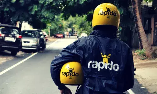 Rapido customer makes driver stop for shawarma, flees with bike